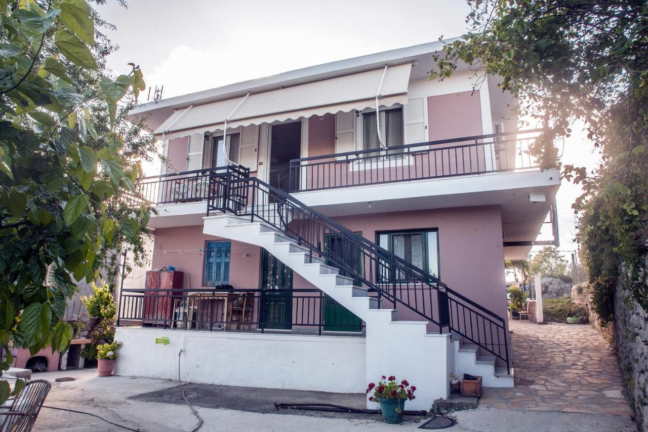 Casa Serena Asprogerakata Exterior foto