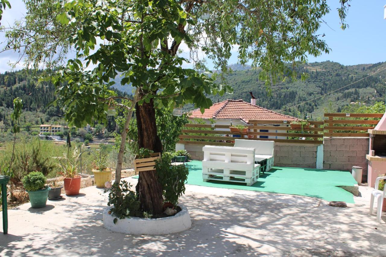 Casa Serena Asprogerakata Exterior foto